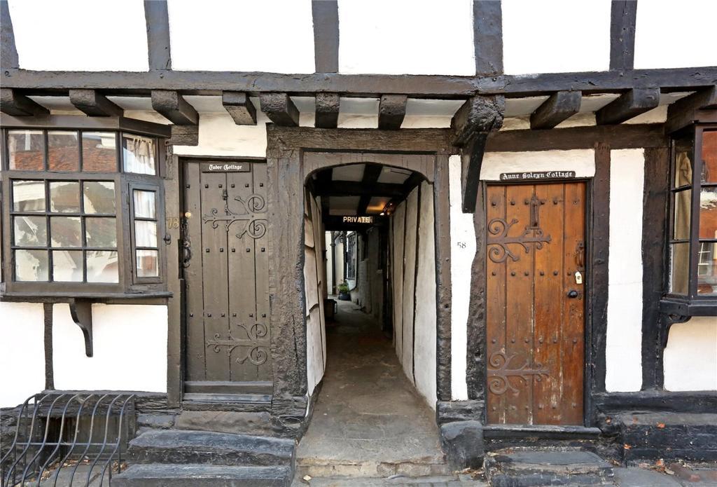 Henry VIII Cottage In The Heart Of Henley Exterior photo